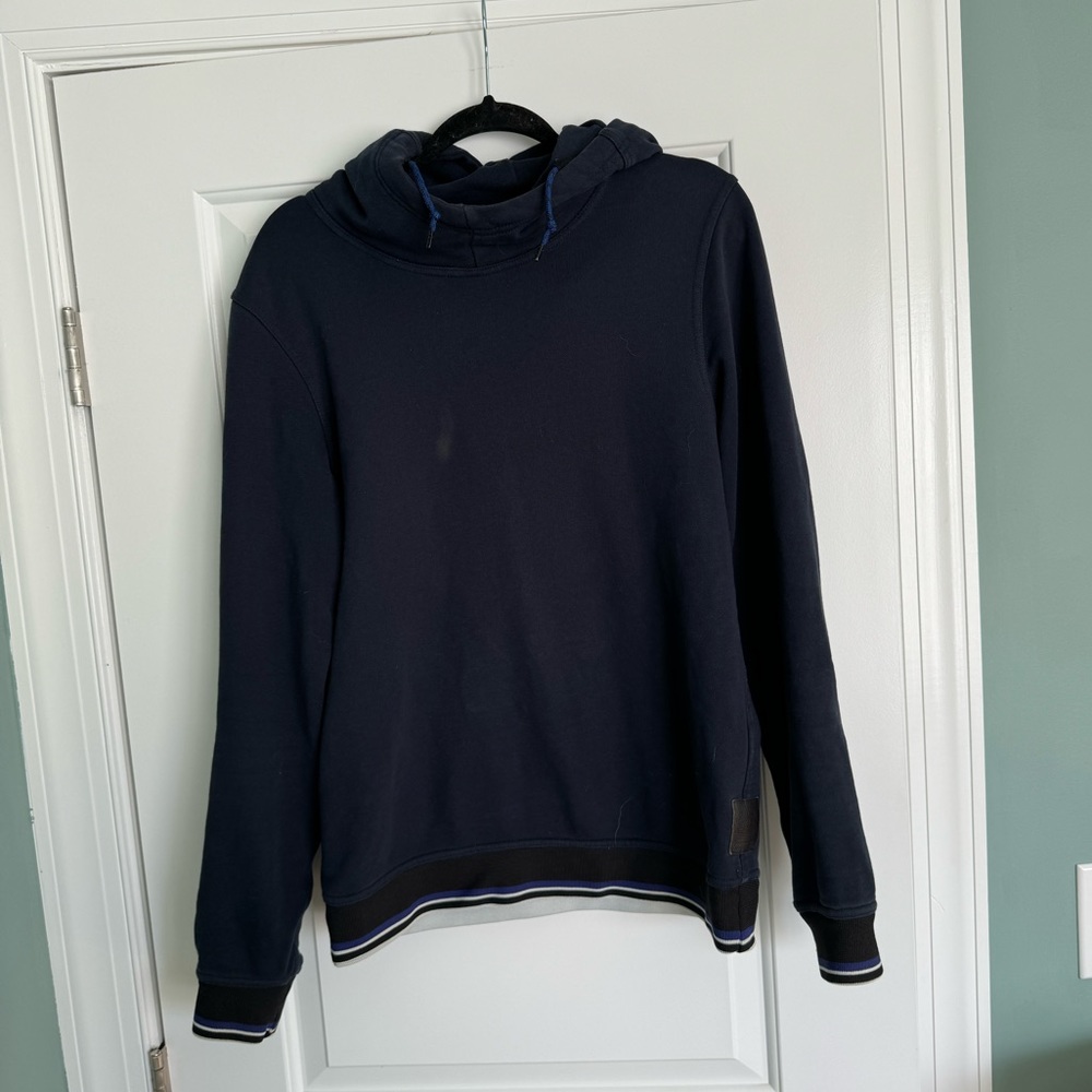 Scotch & Soda
Essential Badge Zip Front Hoodie